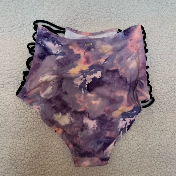 Victoria’s Secret PINK Extra High Rise Strappy Bikini Swim Bottom M - Picture 3 of 6